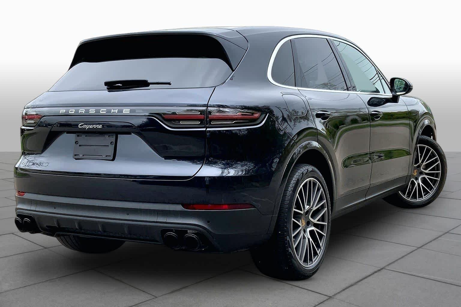 2022 Porsche Cayenne Base - Photo 12