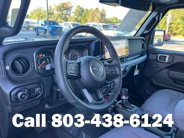 Used 2026 Gray Jeep Moab 392 image 5