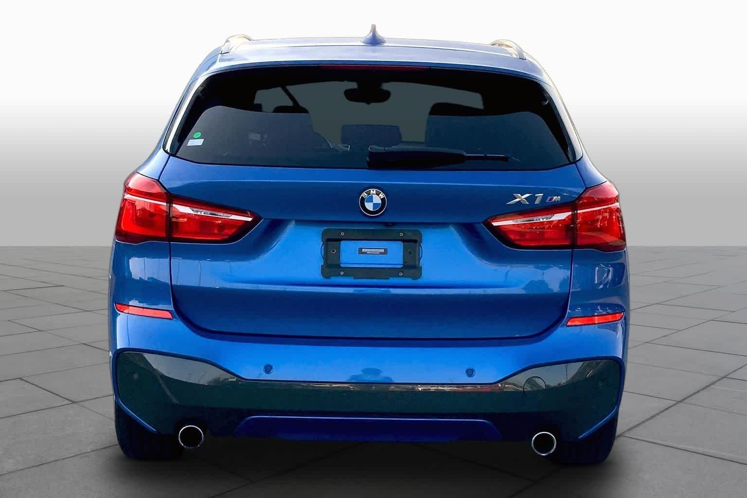 Used 2018 Estoril Blue Metallic BMW xDrive28i image 5