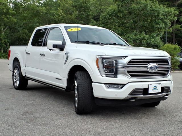 Used 2023 White Ford Limited image 6