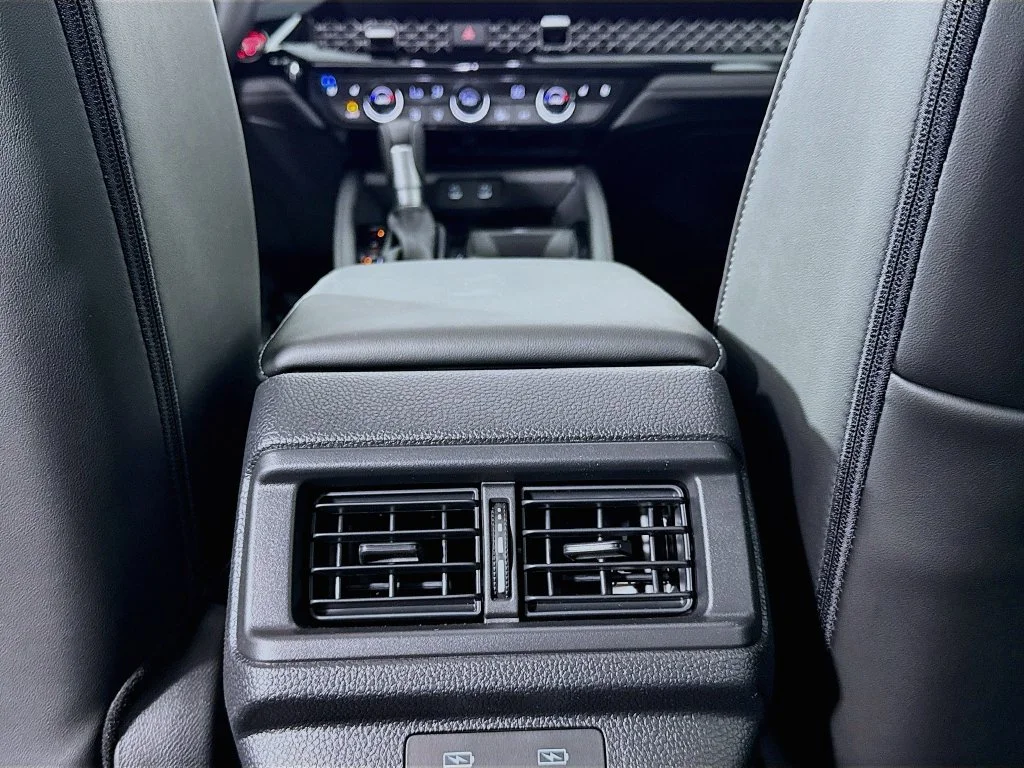 New 2026 Urban Gray Pearl Honda Touring image 36