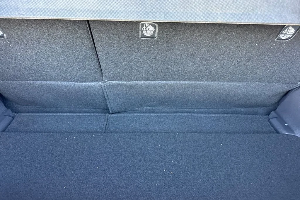 New 2026 Tandoori with Midnight Black Metallic roof <sup>1</sup> Toyota  XSE image 21
