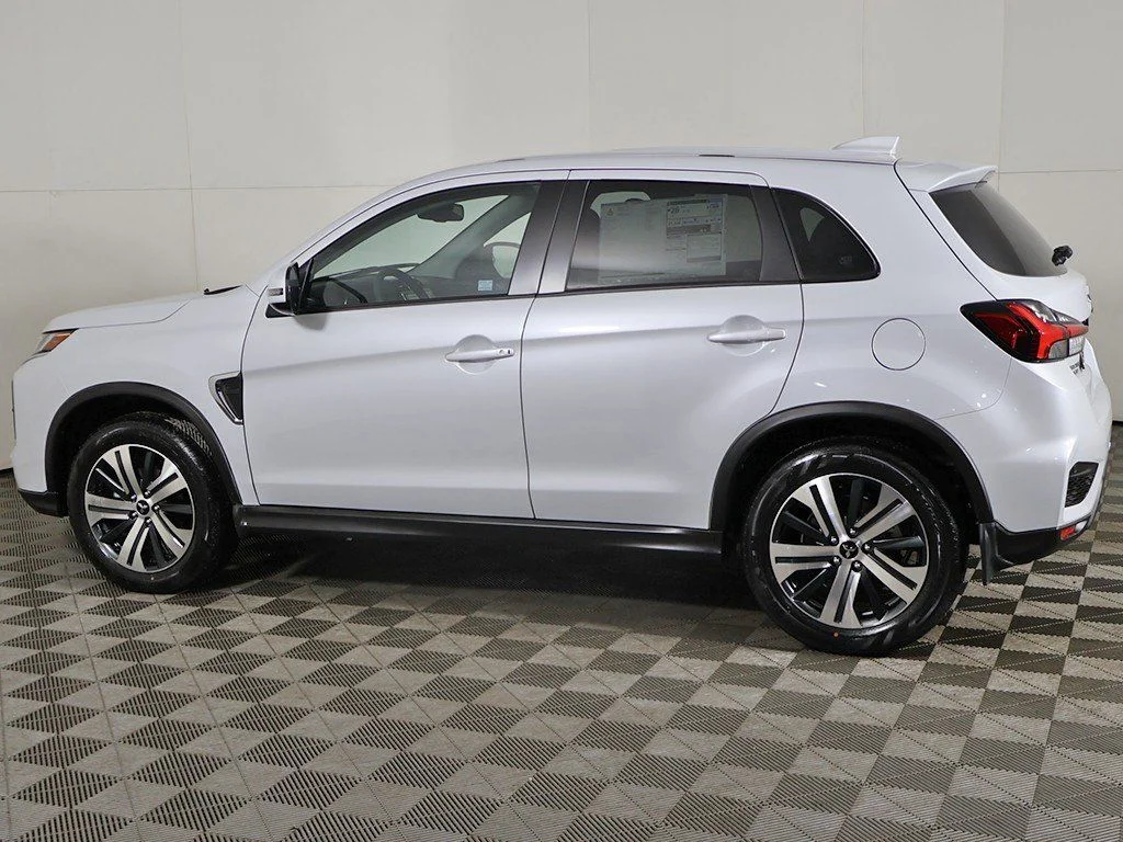 2026 Mitsubishi Outlander Sport SE - Photo 12