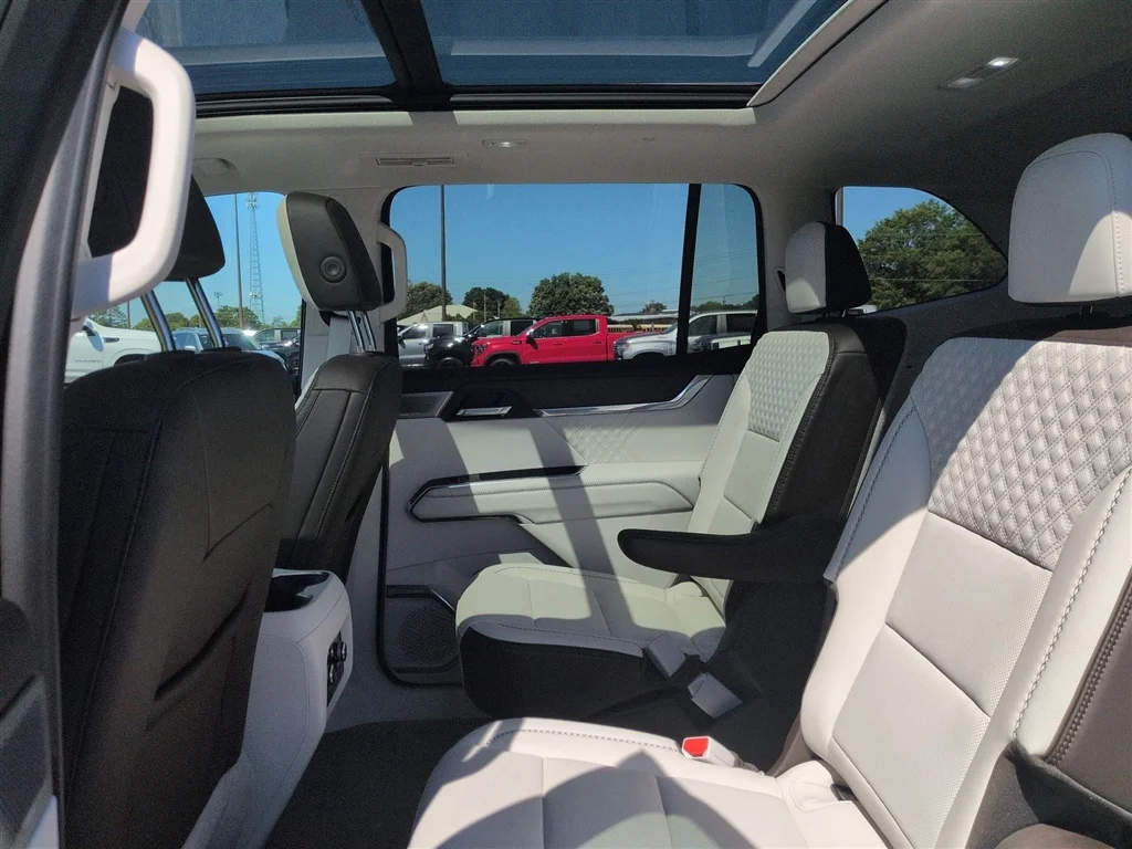 Used 2024 Ebony Twilight Metallic GMC Denali image 26