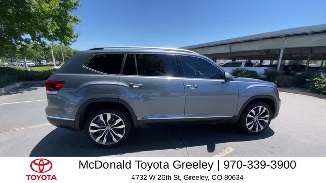 Used 2019 Silver Volkswagen SEL Premium image 8