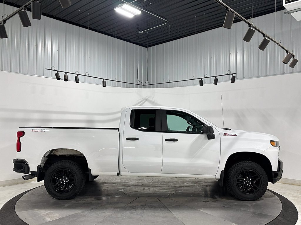 Used 2019 White Chevrolet Custom Trail Boss image 10