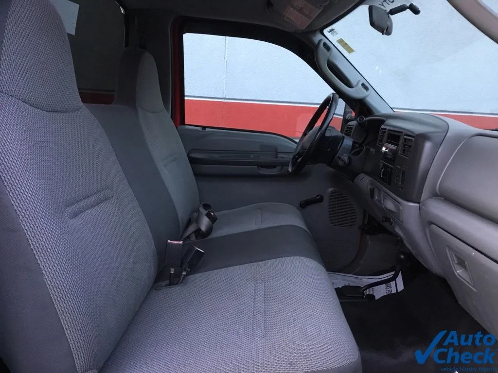 2004 Ford F-350 Super Duty XLT - Photo 29