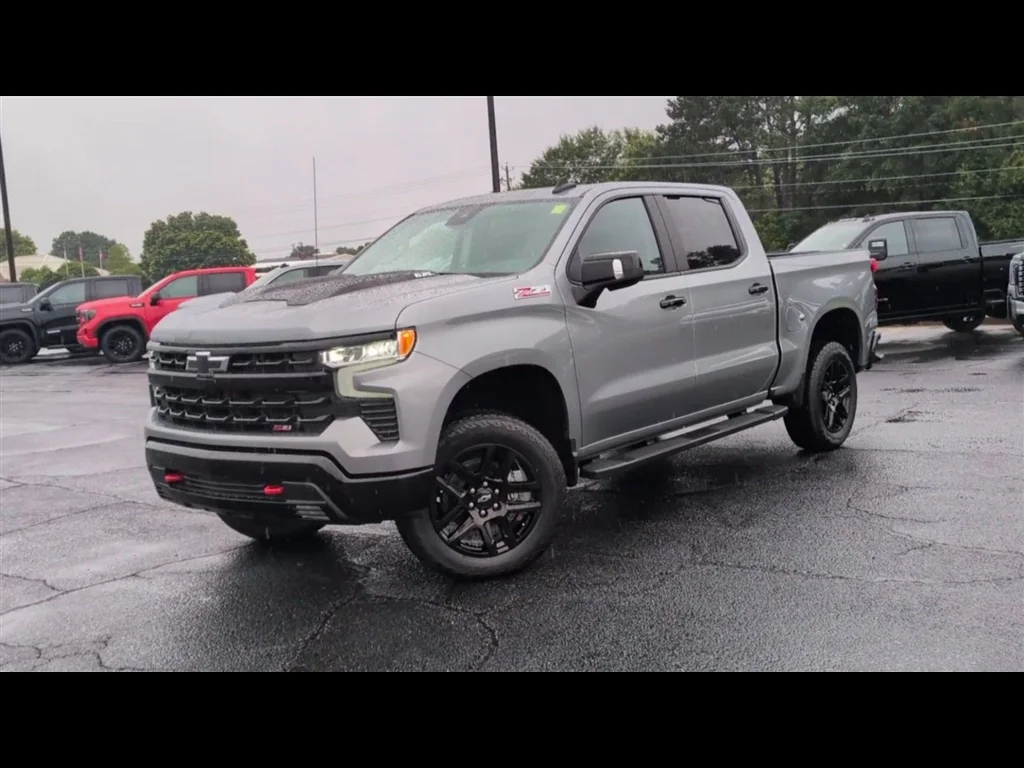 New 2026 Sterling Gray Metallic Chevrolet LT Trail Boss image 4
