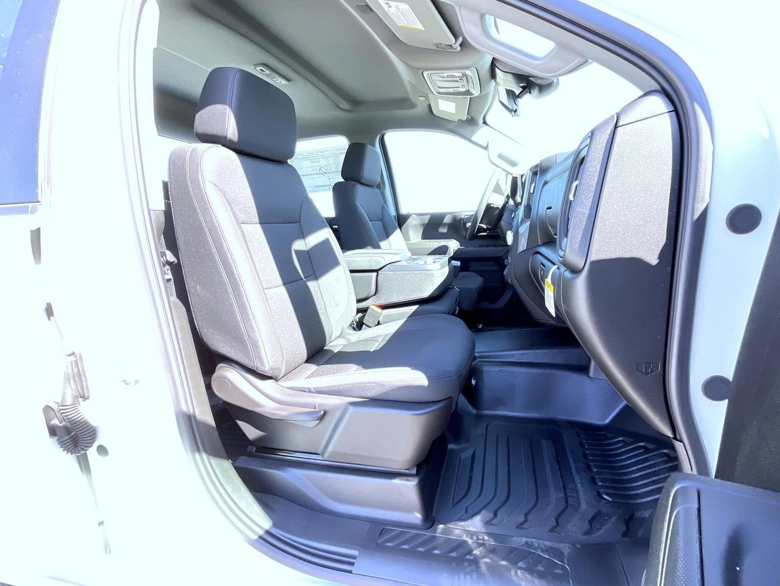 New 2026 Summit White GMC Pro image 16