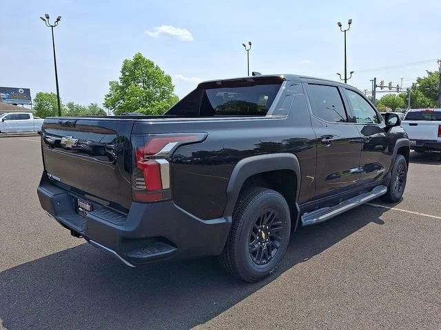 2025 Chevrolet Silverado EV LT - Photo 11