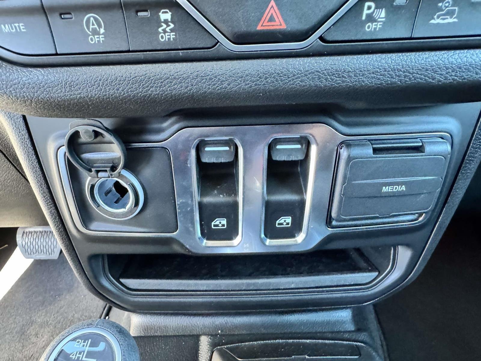 2025 Jeep Wrangler 2-Door Sport S - Photo 6