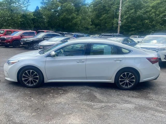 Certified Used 2016 BLIZZARD PEARL Toyota  image 5