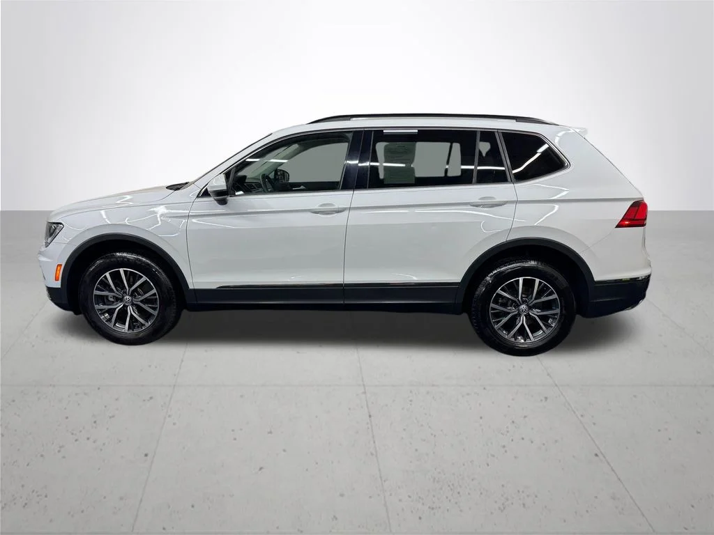 Used 2020 White Volkswagen 2.0T SE image 3