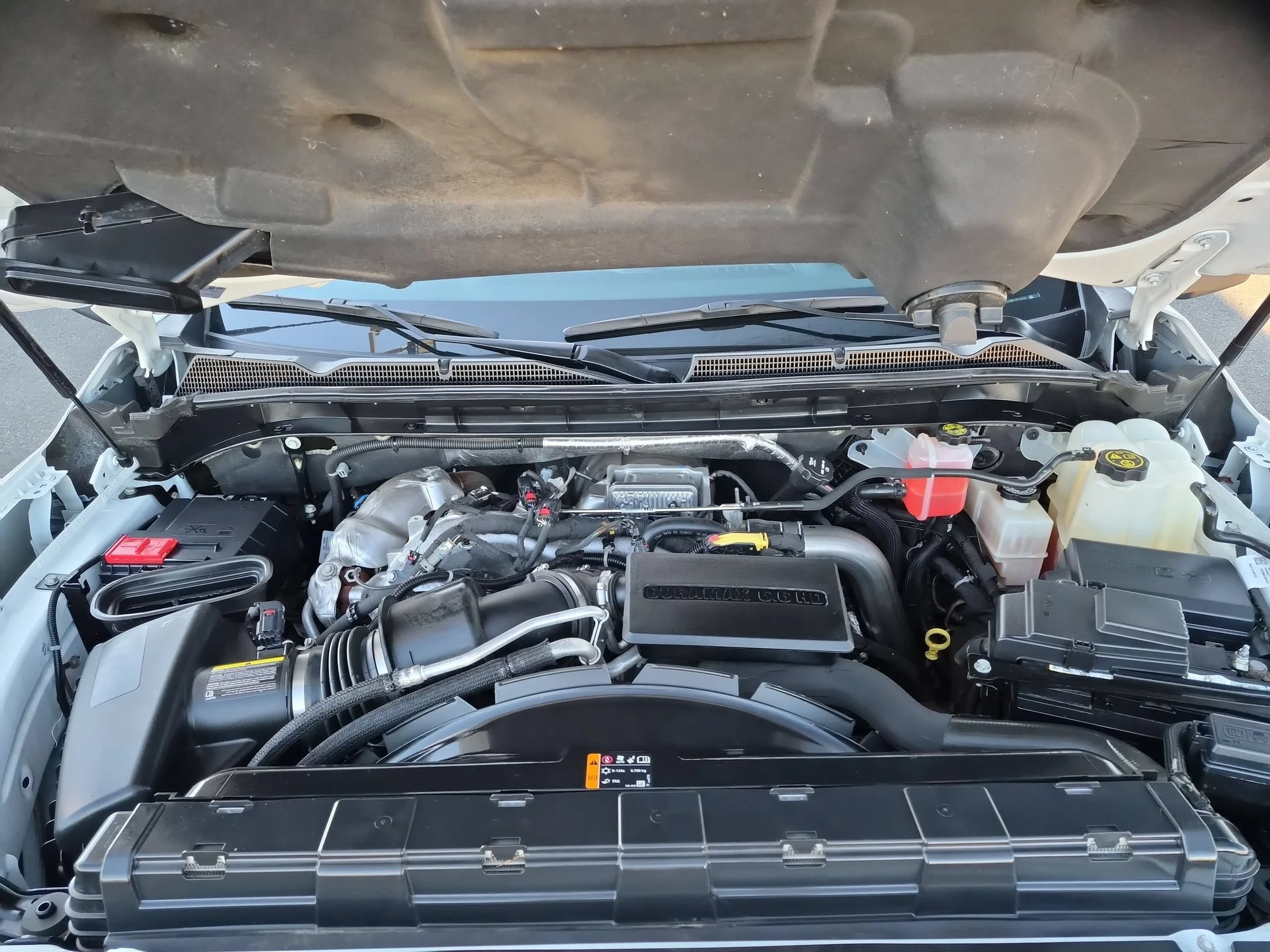 Used 2023 Summit White GMC Denali image 30