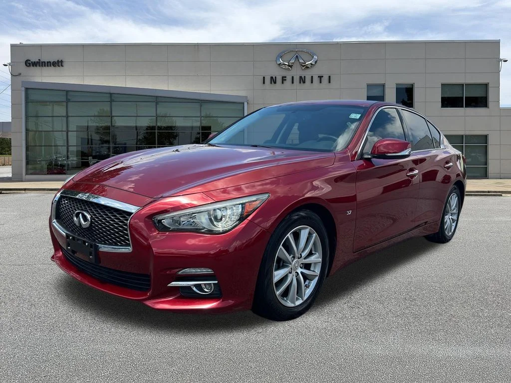 2015 INFINITI Q50