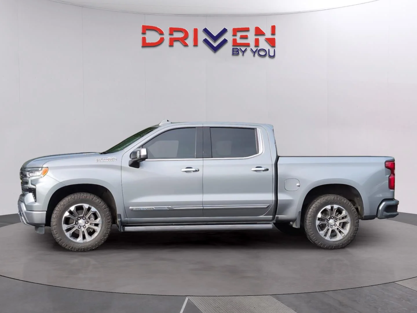 Used 2023 Sterling Gray Metallic Chevrolet High Country image 2