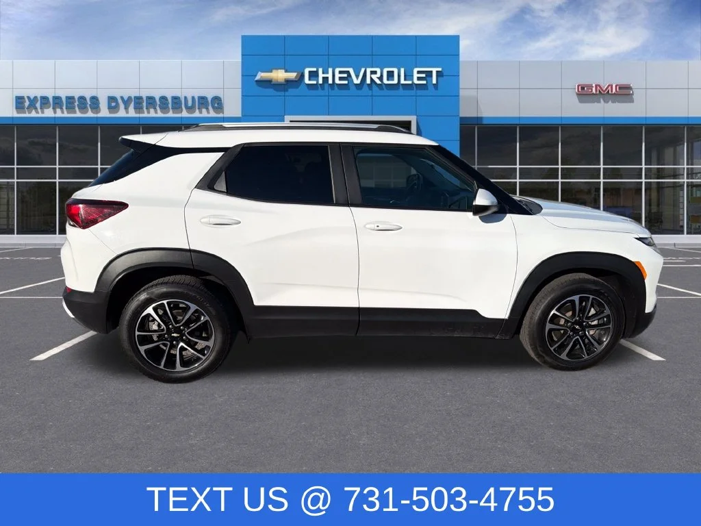 Used 2025 White Chevrolet LT image 8