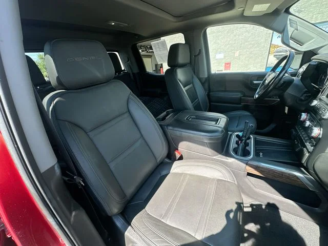 Used 2021 Red GMC Denali image 27