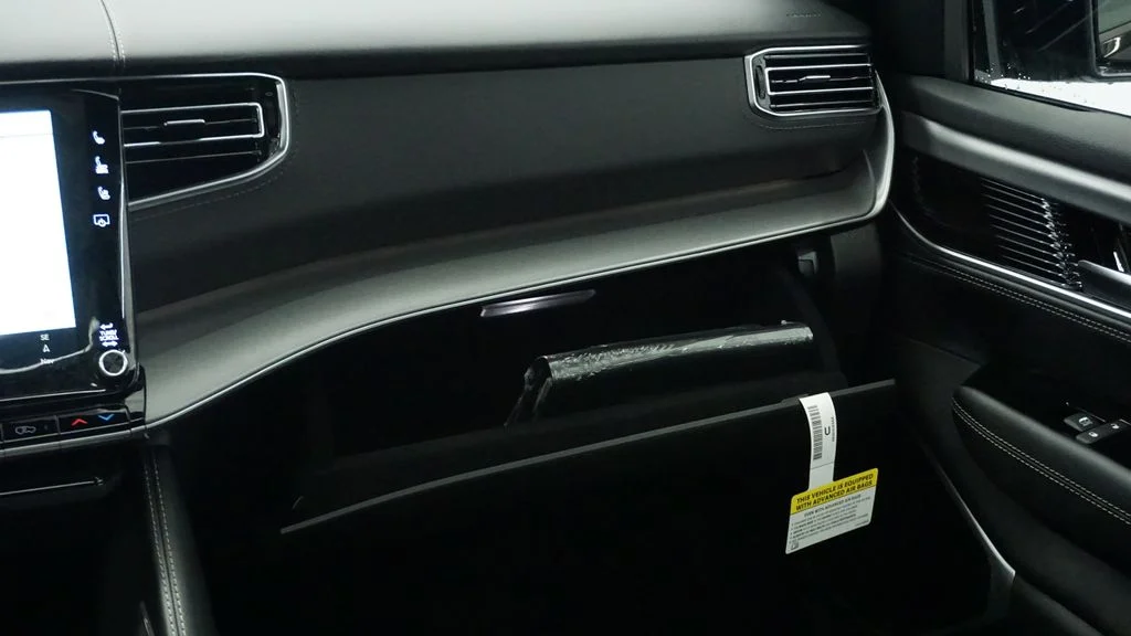 2026 Jeep Grand Wagoneer Limited Reserve - Photo 25