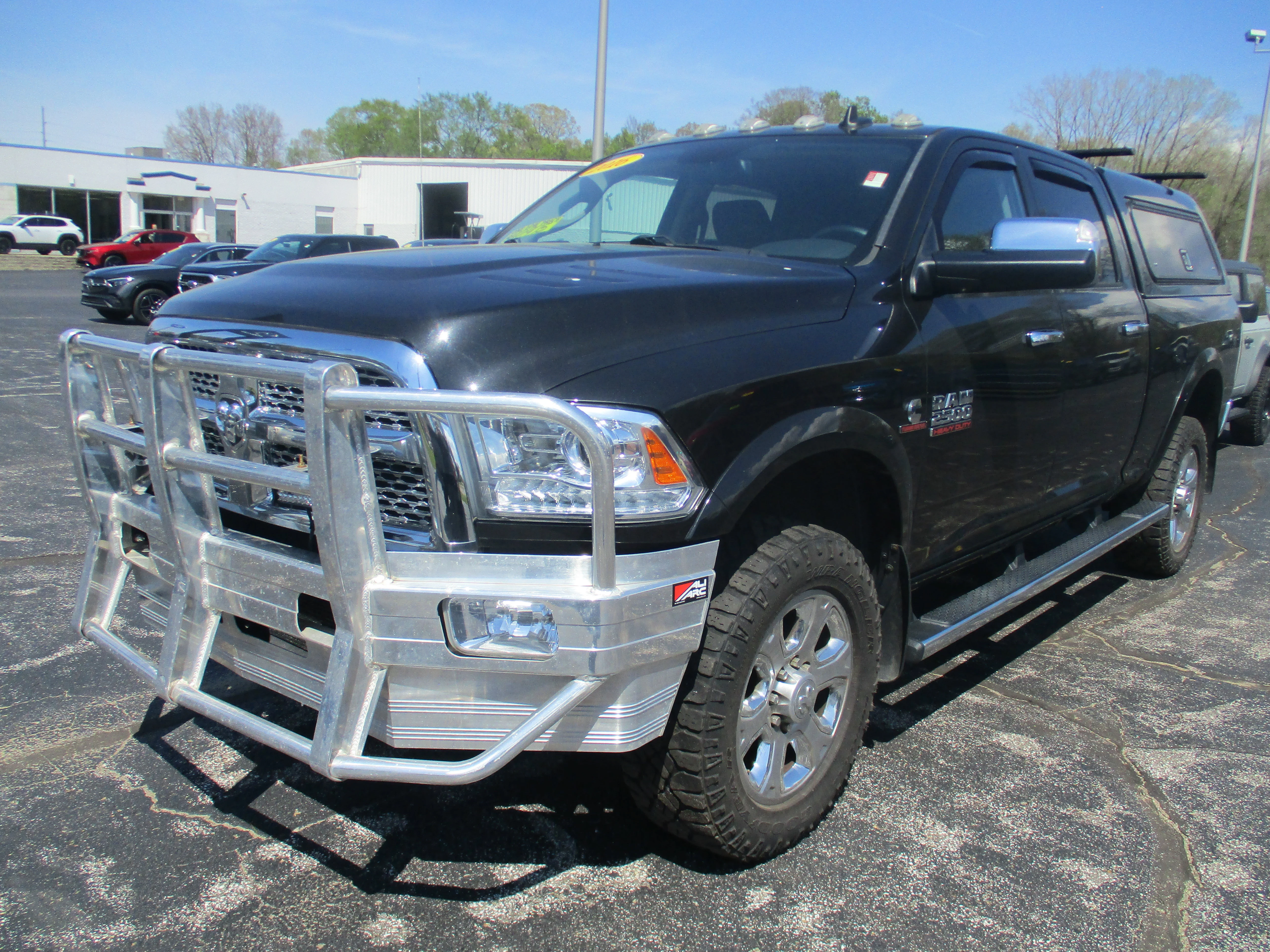 Used 2016 Brilliant Black Crystal Pearlcoat Ram Laramie image 4