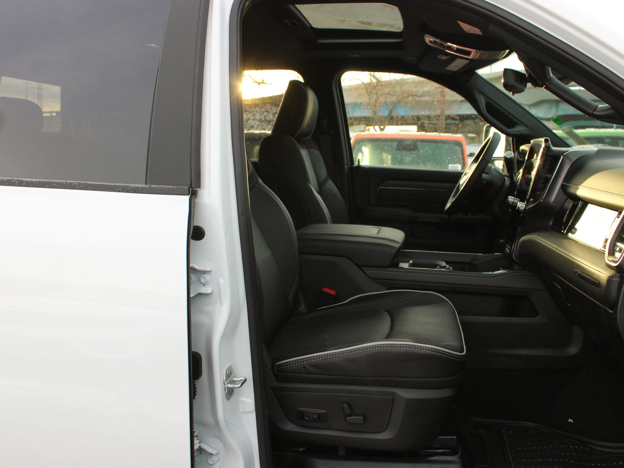 New 2026 White RAM Limited* image 12