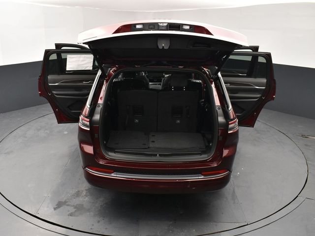New 2026 Velvet Red Pearl-Coat Exterior Paint Jeep Limited image 29