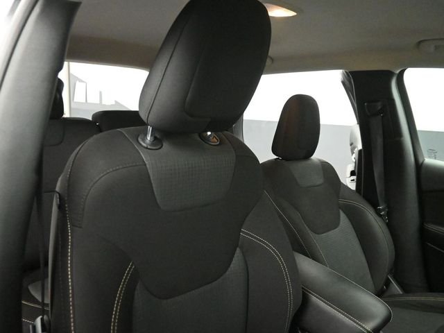 2016 JEEP CHEROKEE - Image 28