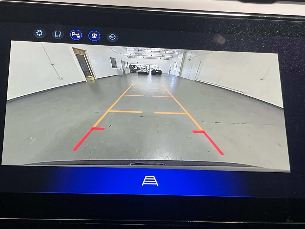 2027 Chevrolet Bolt RS - Photo 22