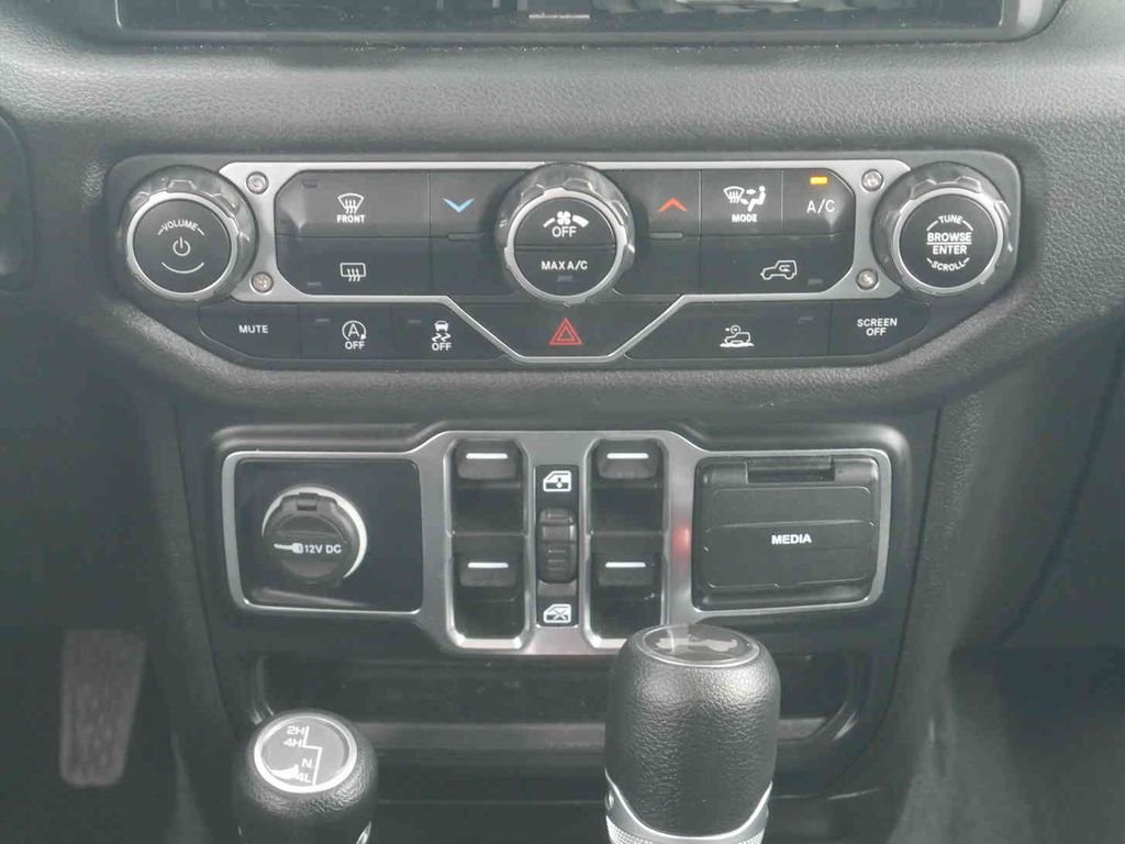 Certified Used 2024 Gray Jeep Sport S image 9