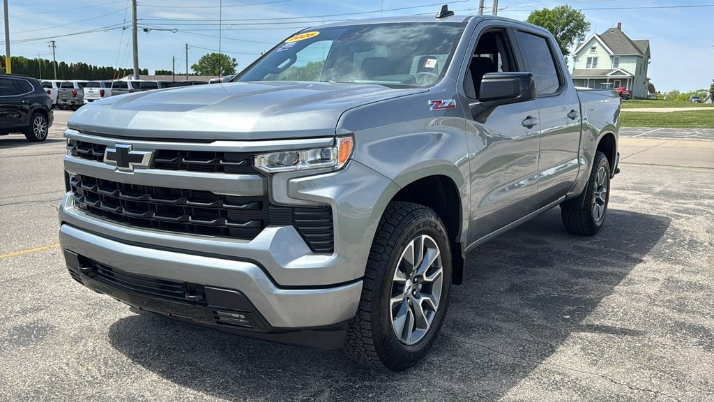 New 2026 Sterling Gray Metallic Chevrolet RST image 5