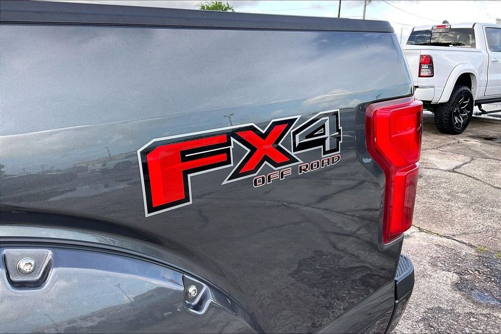 Used 2020 Magnetic Metallic Ford Lariat image 21