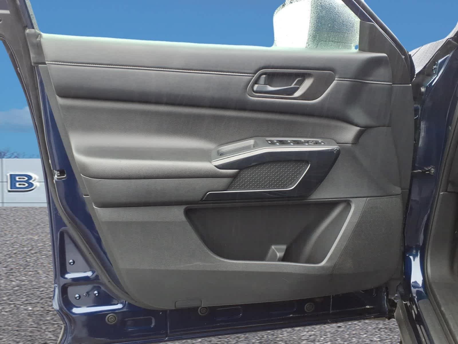 Used 2024 Deep Ocean Blue Pearl Nissan SV image 11