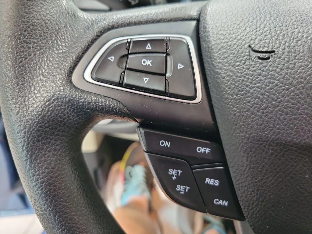 Certified Used 2018 Blue Ford SE image 31