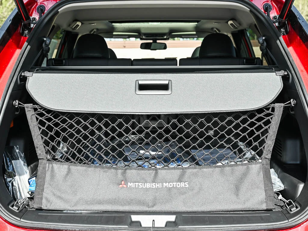 2025 Mitsubishi Outlander Plug-in Hybrid SEL - Photo 8