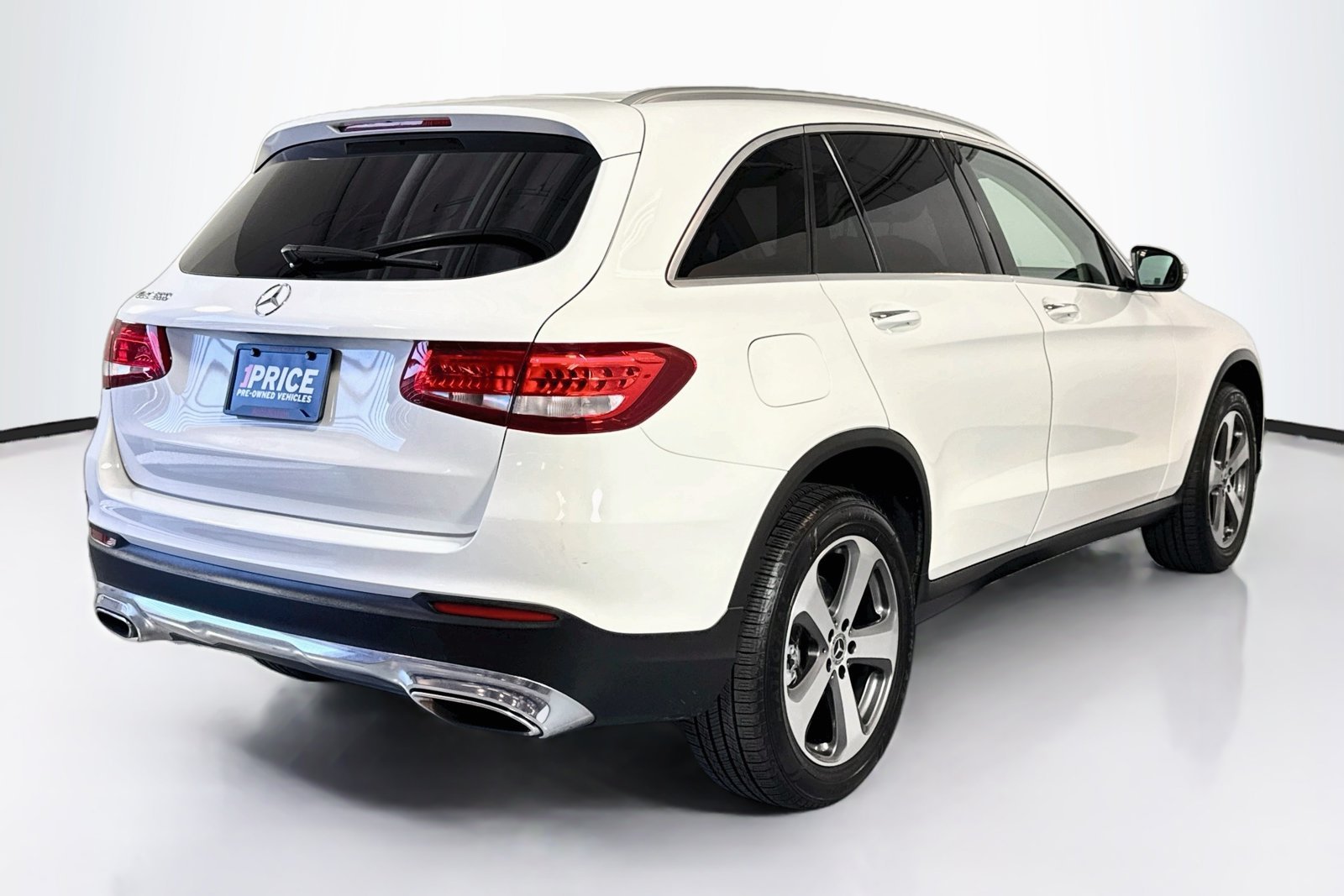 Used 2018 Polar White Mercedes-Benz GLC 300 image 5
