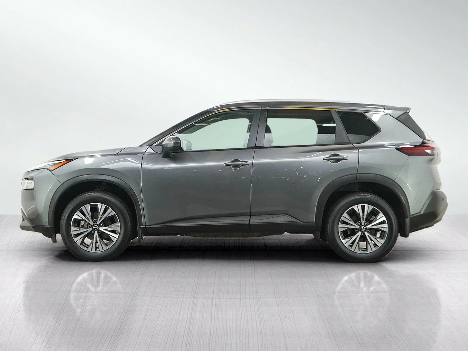 Used 2023 Nissan Rogue SV with VIN 5N1BT3BB4PC837354 for sale in Burnsville, Minnesota