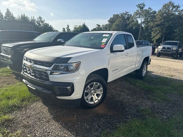 Used 2022 White Chevrolet LT image 1