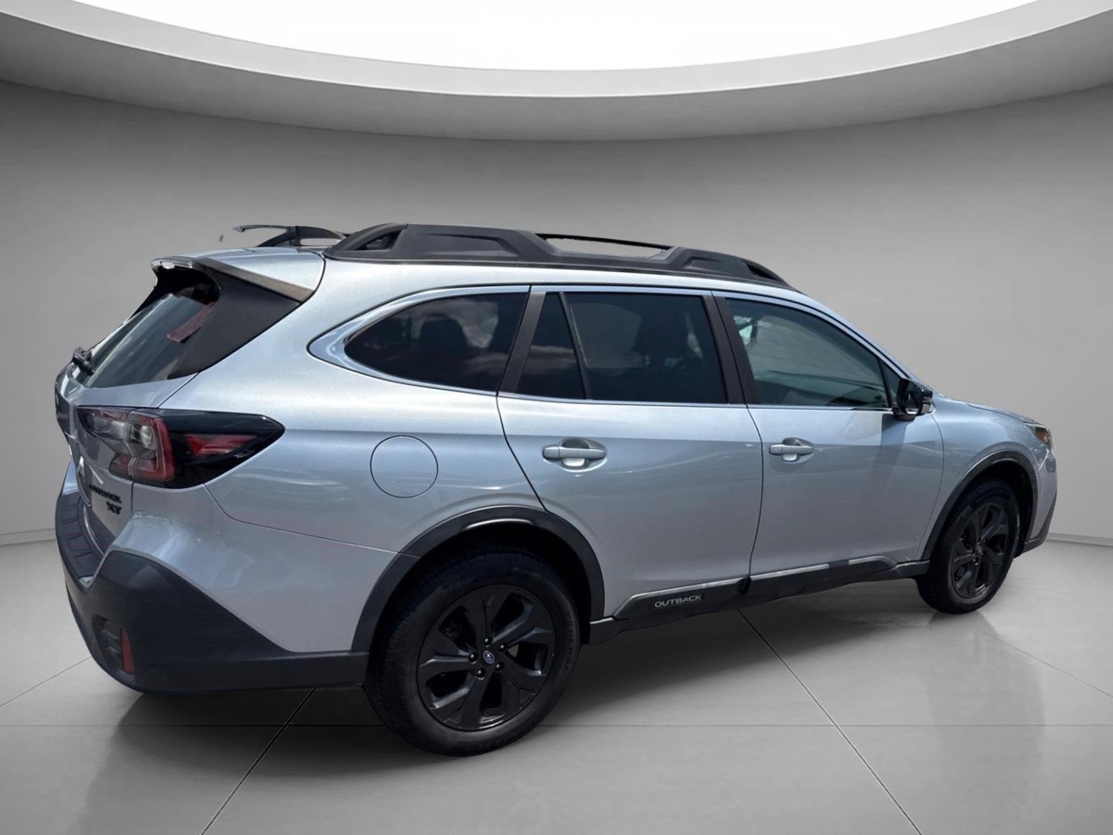 Used 2022 Ice Silver Metallic Subaru Onyx Edition XT image 19