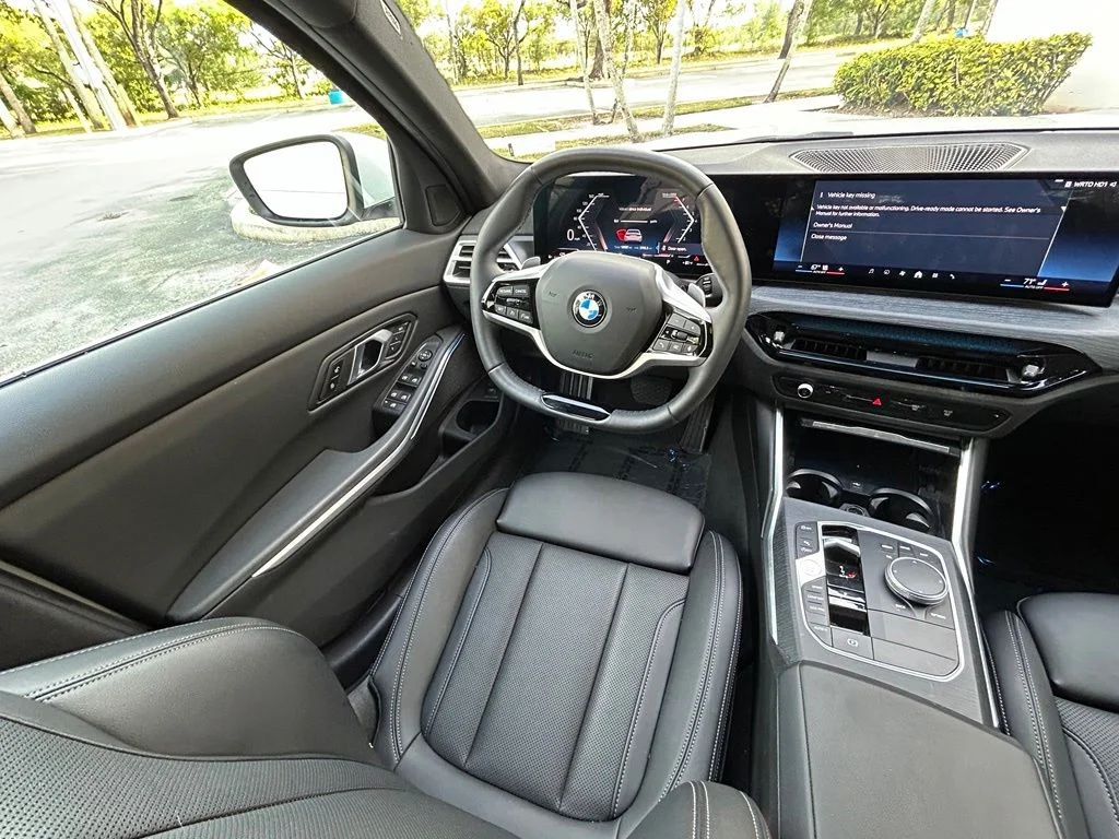 Used 2025 White BMW 330i image 9
