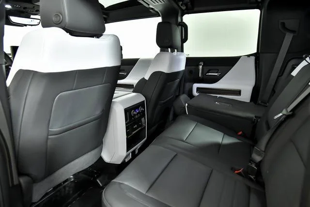 2025 GMC HUMMER EV 3X - Photo 9