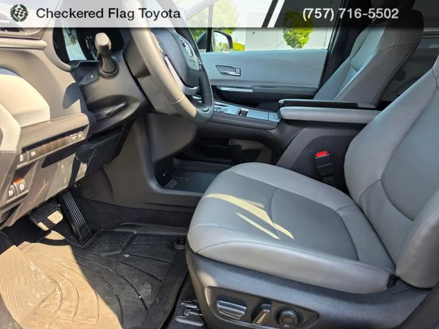 Used 2026 Cypress Toyota XLE image 8