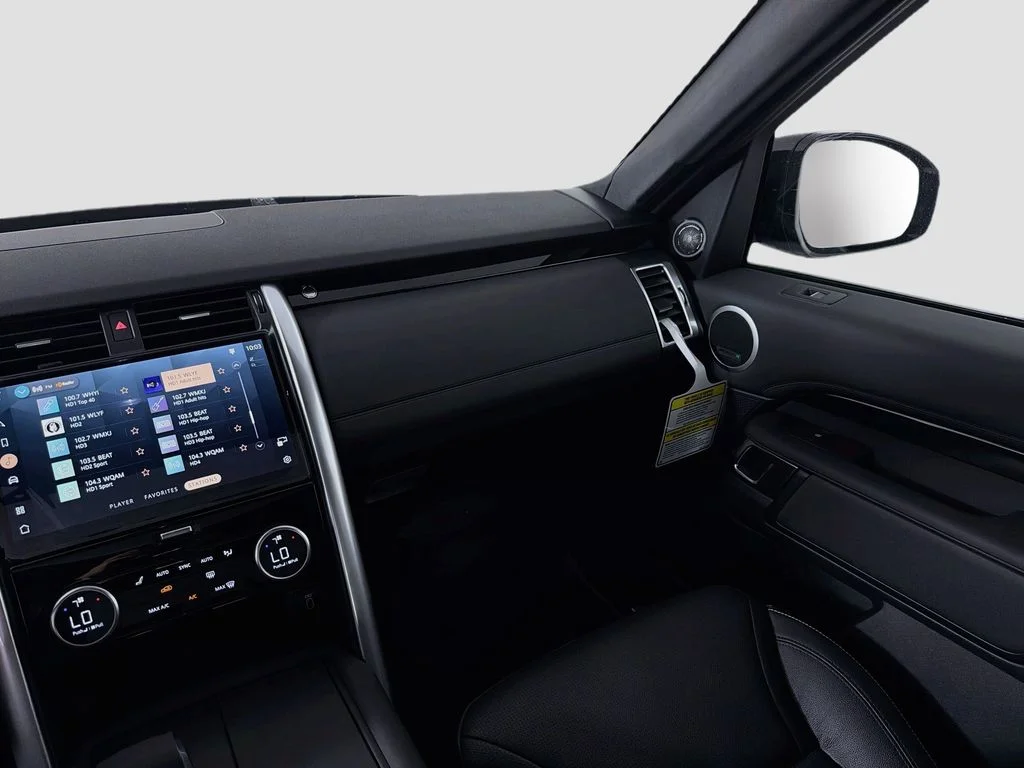 New 2026 Fuji White Land Rover S image 25