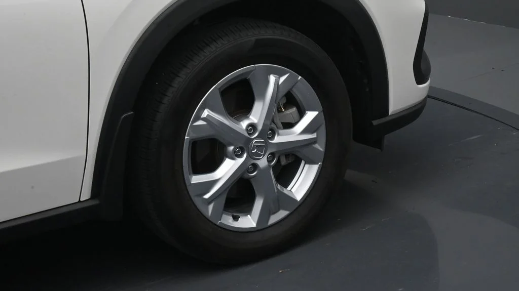 Used 2025 White Honda LX image 6