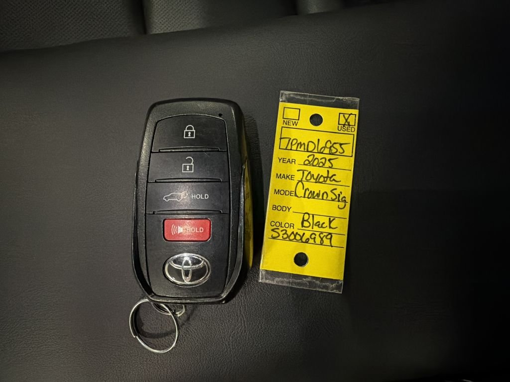 Used 2025 Black Toyota XLE image 35