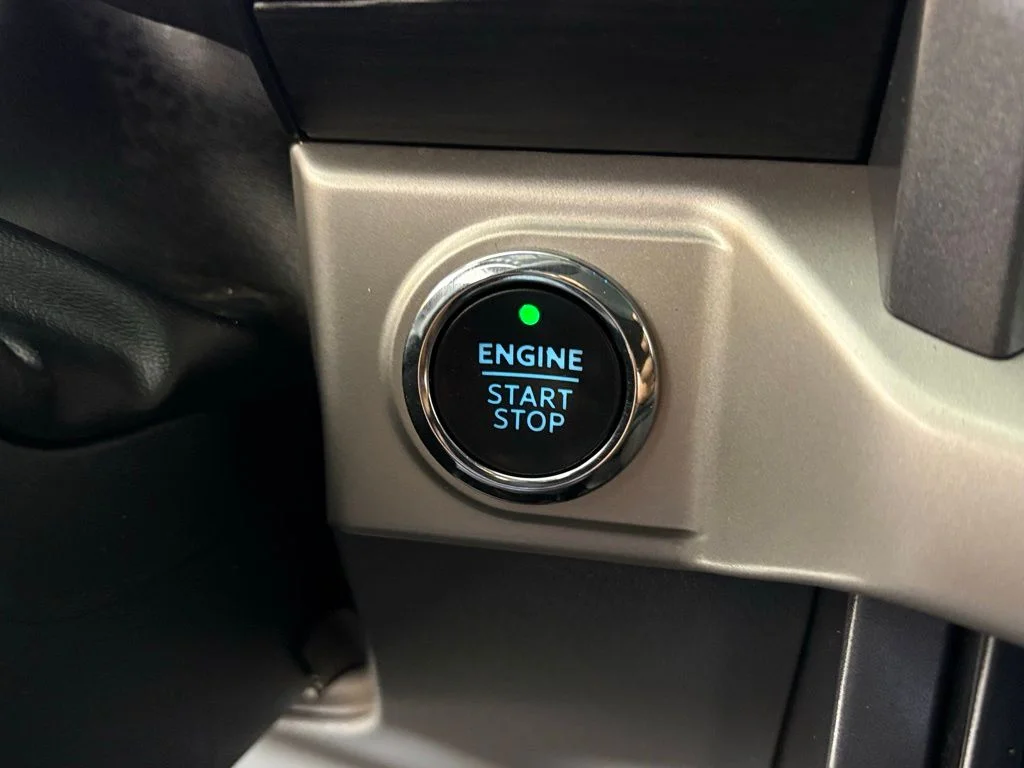 Used 2023 Gray Ford XLT image 24