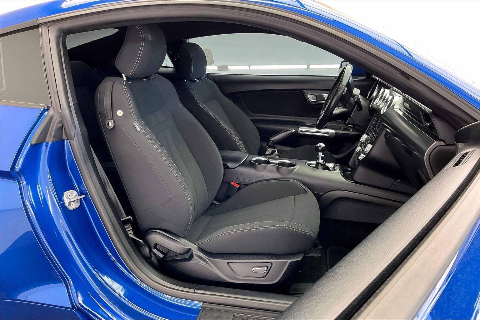 2018 Ford Mustang GT photo 3