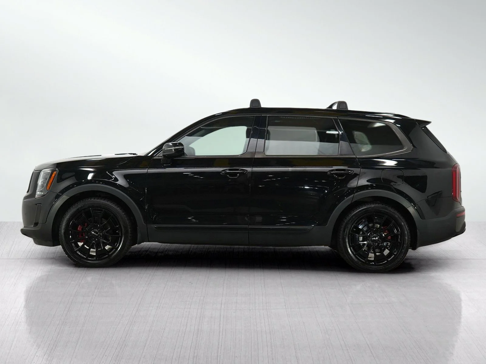 Used 2022 Kia Telluride Nightsky with VIN 5XYP5DHC6NG281440 for sale in Wayzata, Minnesota