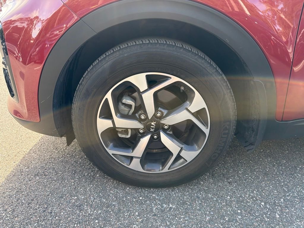 Used 2020 Red Kia LX image 24