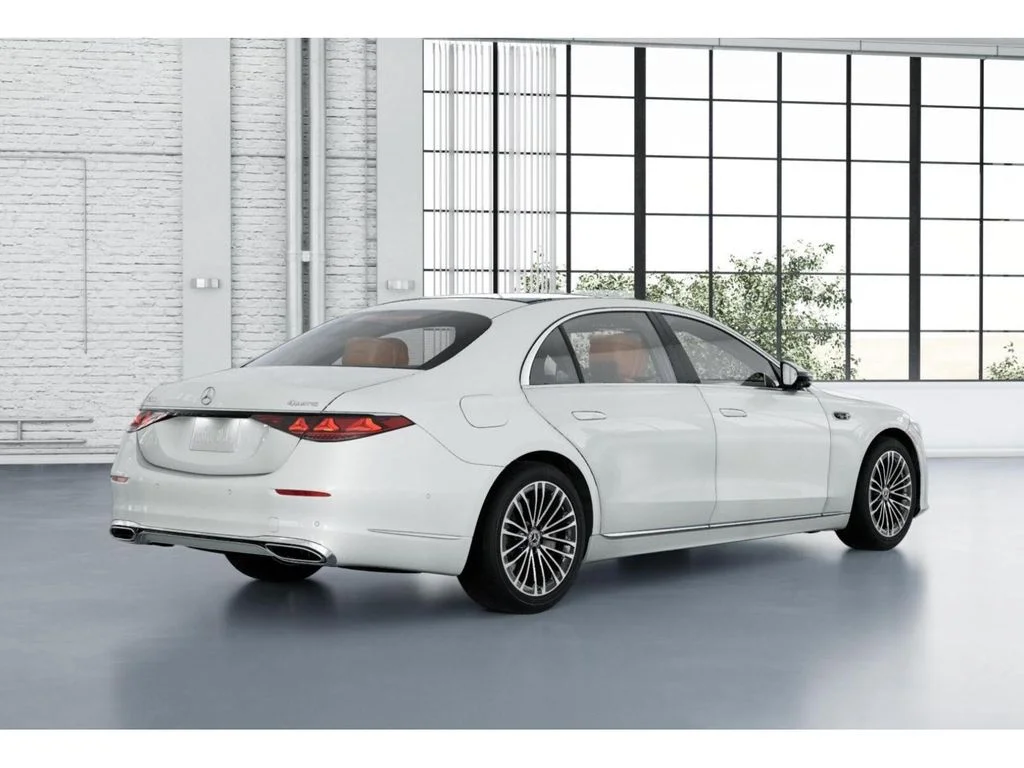 New 2027 White Mercedes-Benz S 580 image 21
