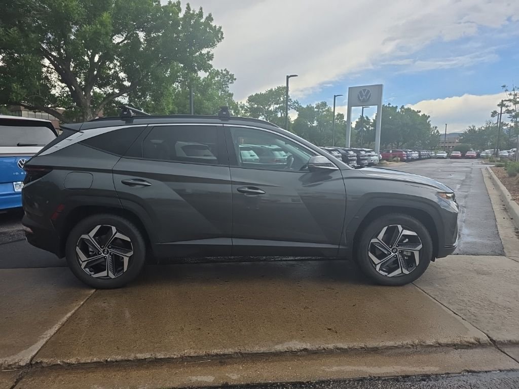 Used 2022 Gray Hyundai Limited image 6